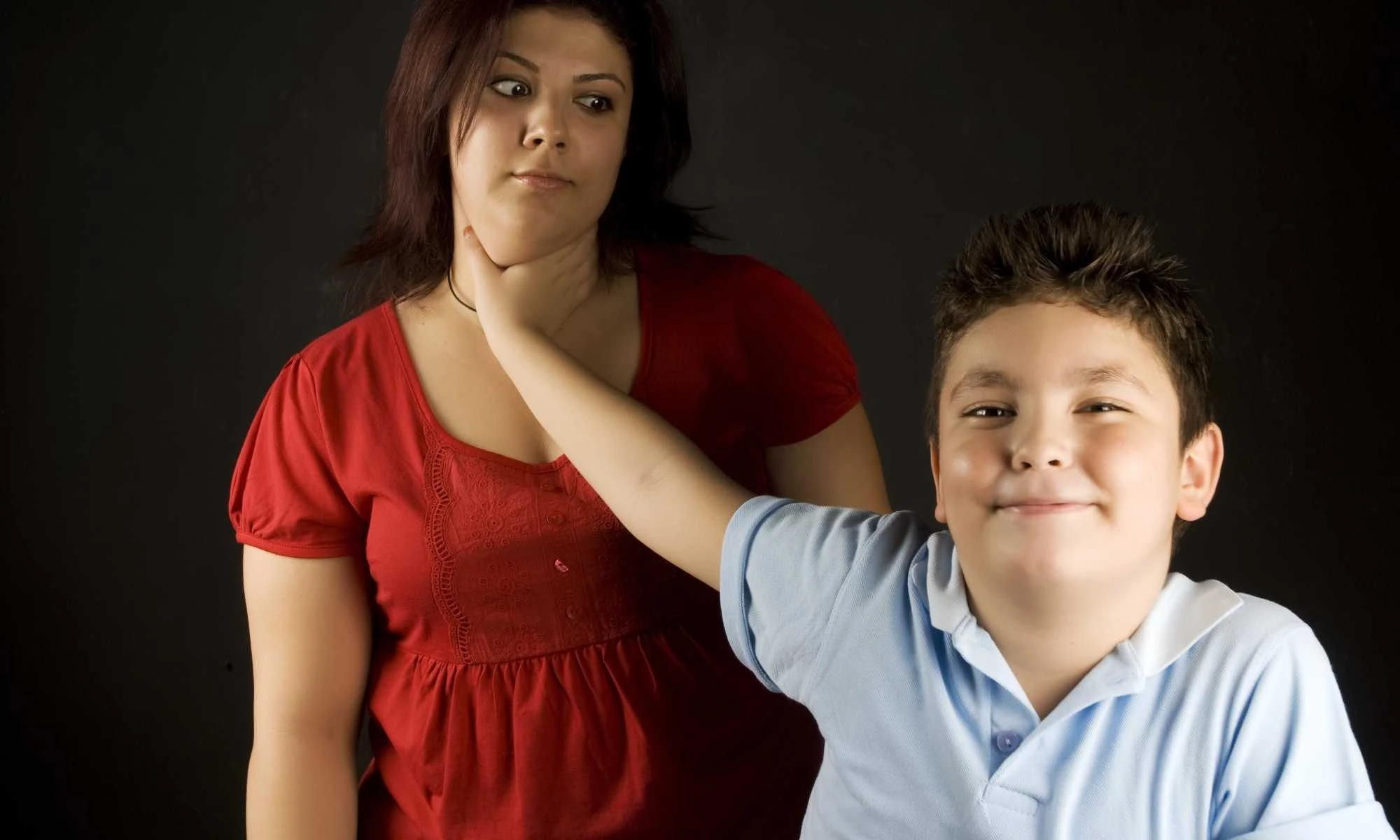 un-scanner-sur-patte-enfant-tdah-hpi-hpe